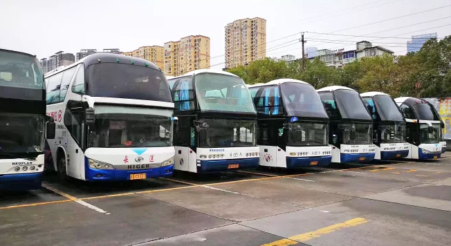 都市城際公交八項舉措 確?！半p節(jié)”運輸平穩(wěn)