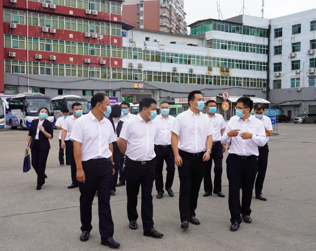 王曉一行督導(dǎo)鷹潭長運(yùn)、鷹潭公交生產(chǎn)運(yùn)營及安全生產(chǎn)工作