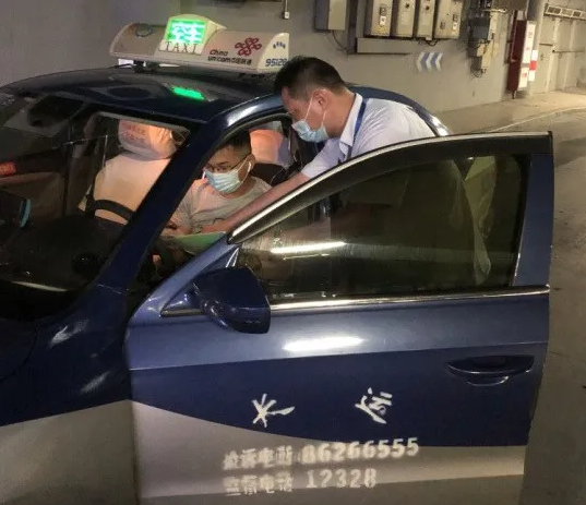 長運(yùn)出租 召開文明創(chuàng)建工作調(diào)度會