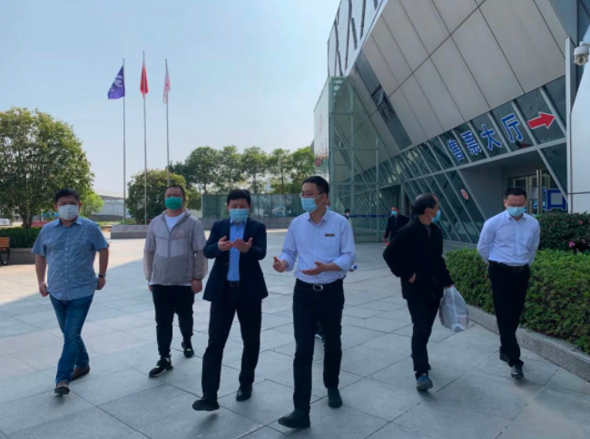 都市城際公交：市道路運(yùn)輸服務(wù)中心督導(dǎo)南昌長途汽車西站疫情防控工作