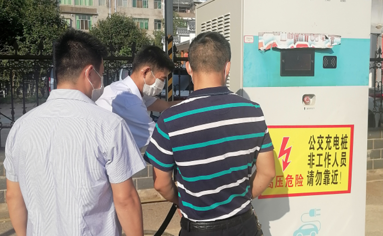 景德鎮(zhèn)長運     開展全面安全、機務、疫情防控工作大檢查