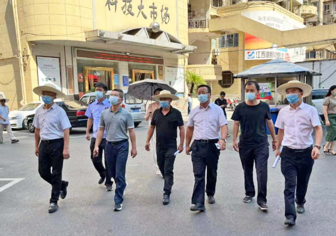 南昌交通集團(tuán)黨委委員、副總經(jīng)理沈崗一行督導(dǎo)長運物業(yè)文明城市創(chuàng)建工作