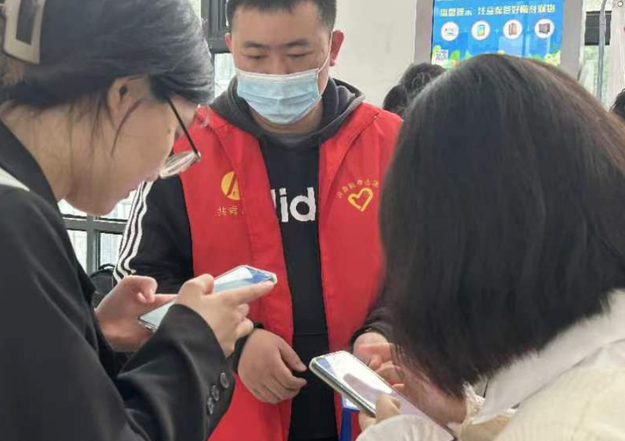 九江長運(yùn) 共青公司積極應(yīng)對(duì)客流高峰