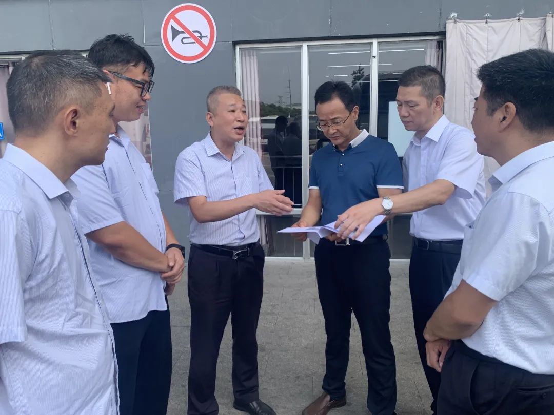 穆孫祥一行深入徐坊客運(yùn)站、城際公交車(chē)輛保障中心建設(shè)施工現(xiàn)場(chǎng)檢查“中秋、國(guó)慶”安全生產(chǎn)工作