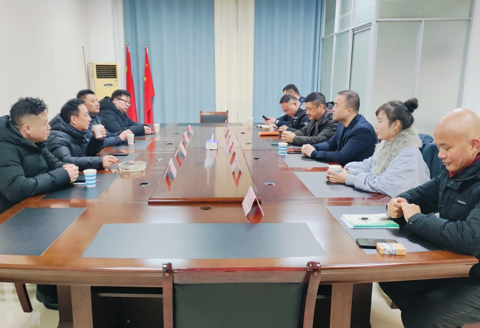 江西金合控股、江西農(nóng)投調(diào)研永修公司客貨郵融合發(fā)展工作  劉磊、占梁陪同