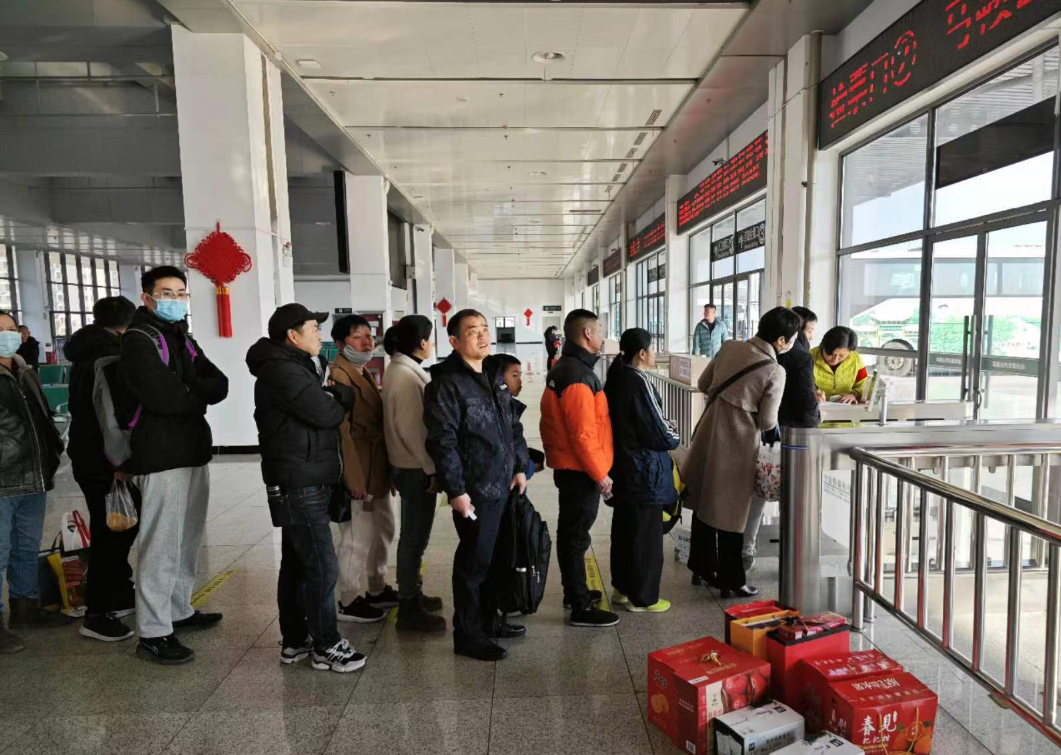 馬鞍山長客:春節(jié)期間 服務不打烊