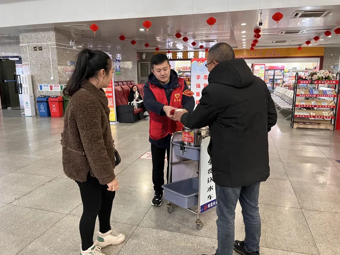 都市城際公交、大通物流：情滿三月學(xué)雷鋒