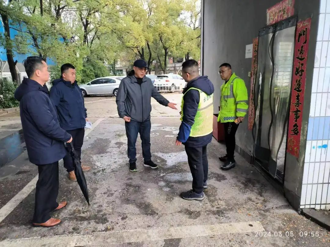 都市城際公交、大通物流開展全國“兩會”期間安全防范工作專項督導(dǎo)檢查