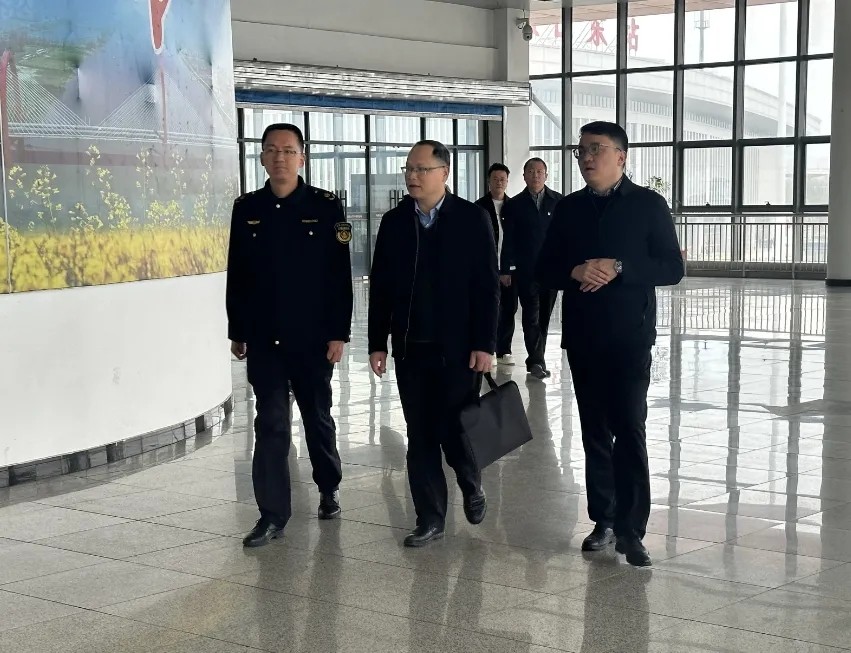 安徽省交通執(zhí)法局督導馬鞍山汽車客運站節(jié)前安全運輸工作