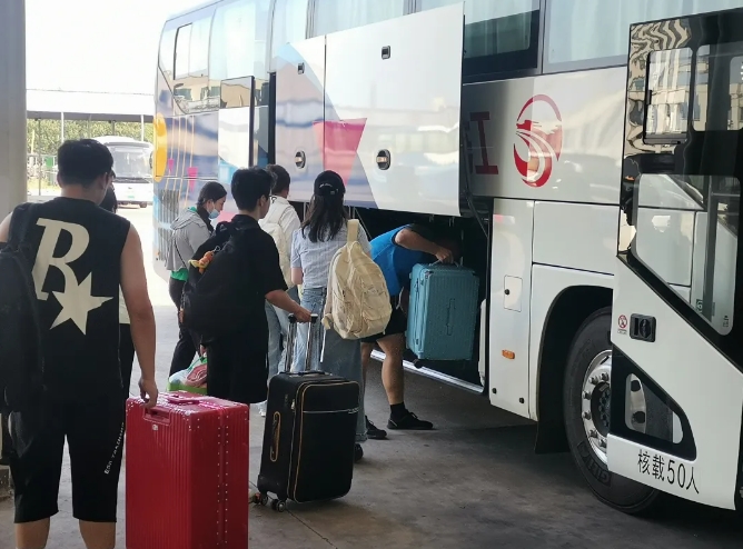 九江長運:全力做好開學季迎新運輸保障工作