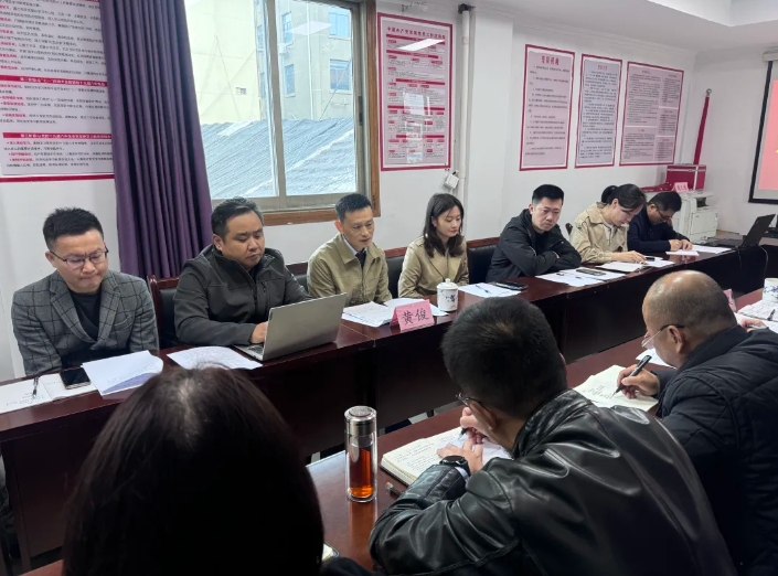 黃俊一行調(diào)研長運(yùn)物業(yè)、長鴻物業(yè)合規(guī)、風(fēng)控及內(nèi)控管理等工作